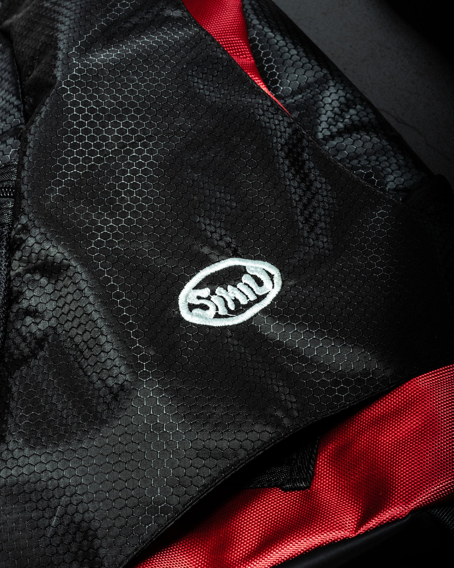 DARK BLUD SLING BAG